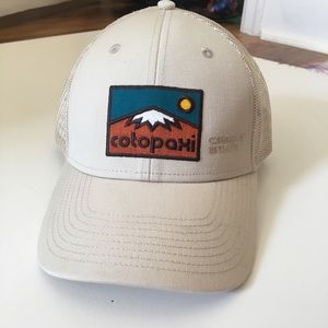 Cotopaxi Hat in cream